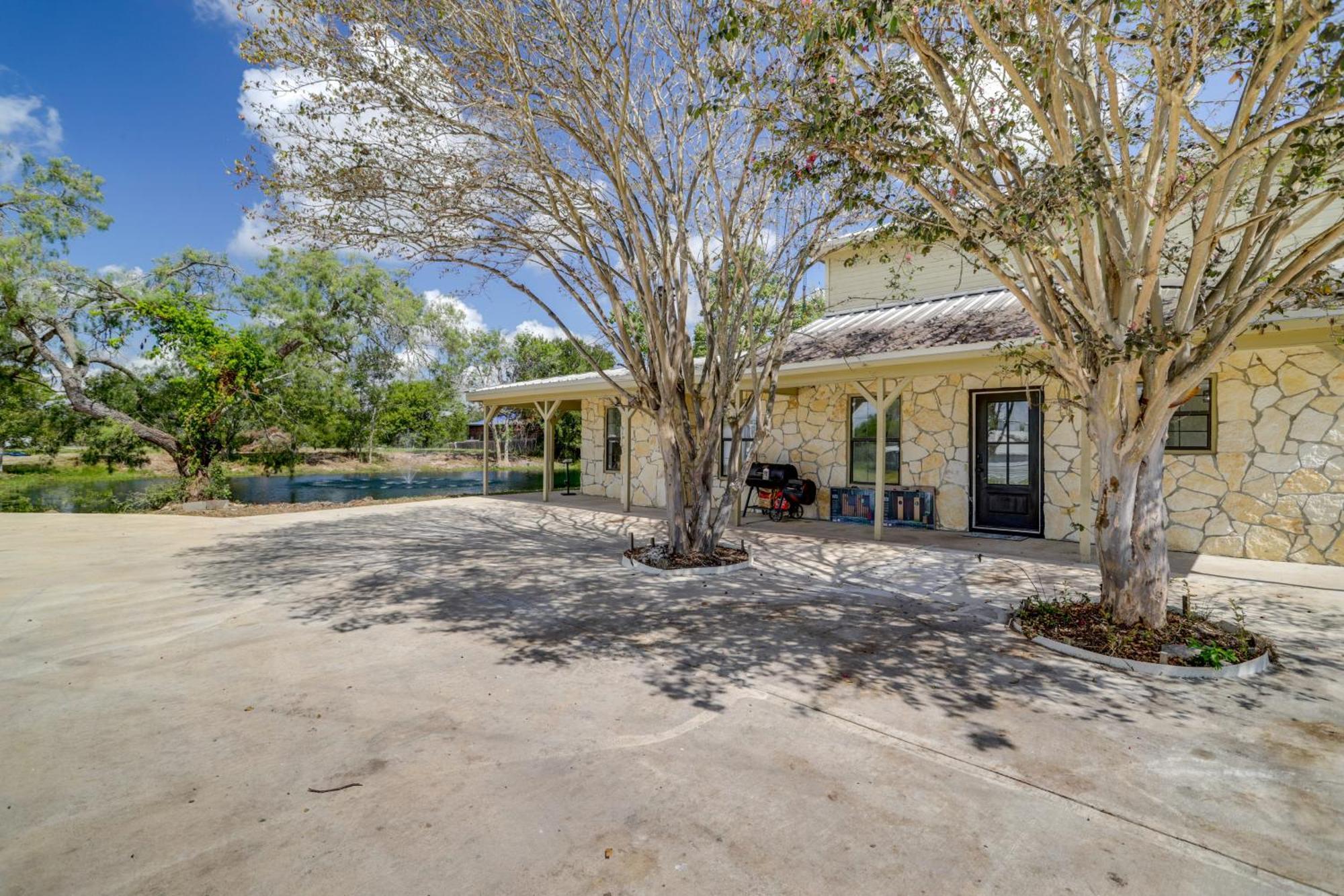 Hempstead Retreat With Patio - Fish And Paddle Boat! Villa Exterior foto