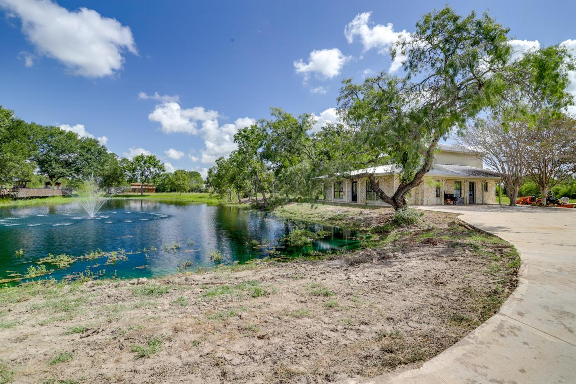 Hempstead Retreat With Patio - Fish And Paddle Boat! Villa Exterior foto